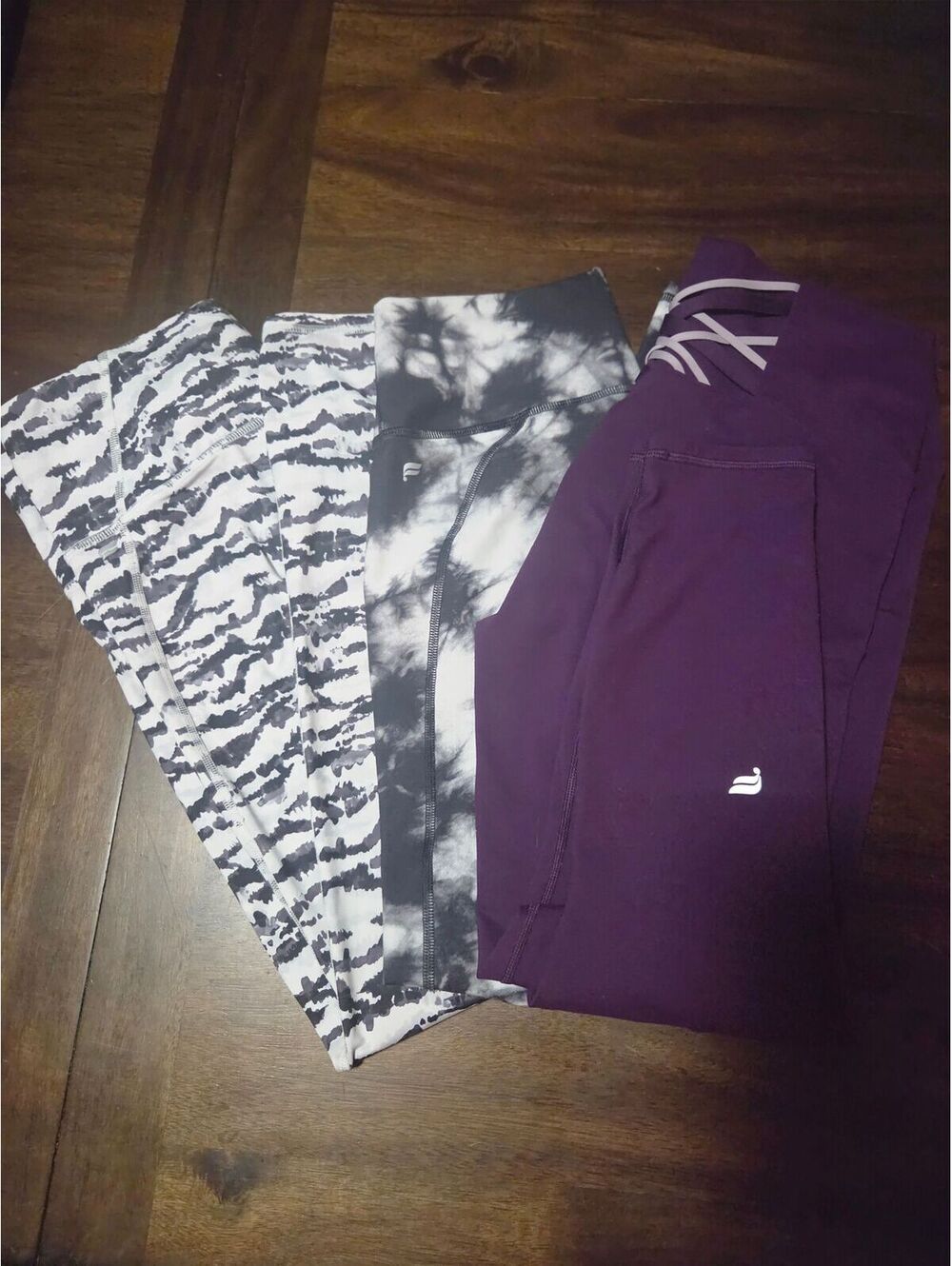 3 Pack Fabletics Leggings Size Large